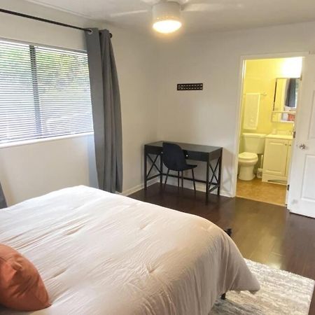 Peaceful, Private Master Bedroom With Own Bath Near Hilo, With Ac! 키아우 외부 사진