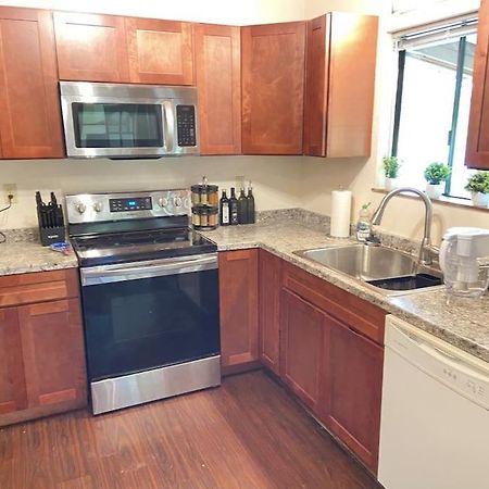 Peaceful, Private Master Bedroom With Own Bath Near Hilo, With Ac! 키아우 외부 사진