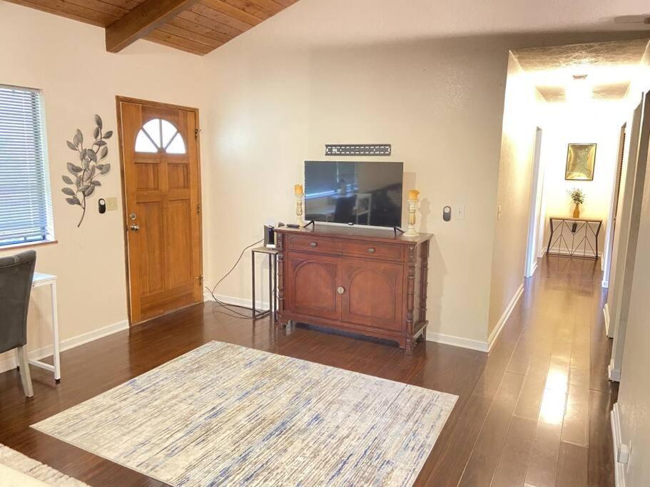 Peaceful, Private Master Bedroom With Own Bath Near Hilo, With Ac! 키아우 외부 사진