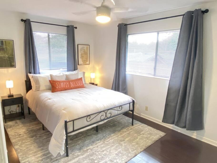 Peaceful, Private Master Bedroom With Own Bath Near Hilo, With Ac! 키아우 외부 사진